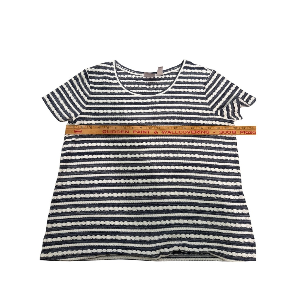 Chico's Navy Blue White Textured Striped Short Sleeve Knit Top Size 2 Large